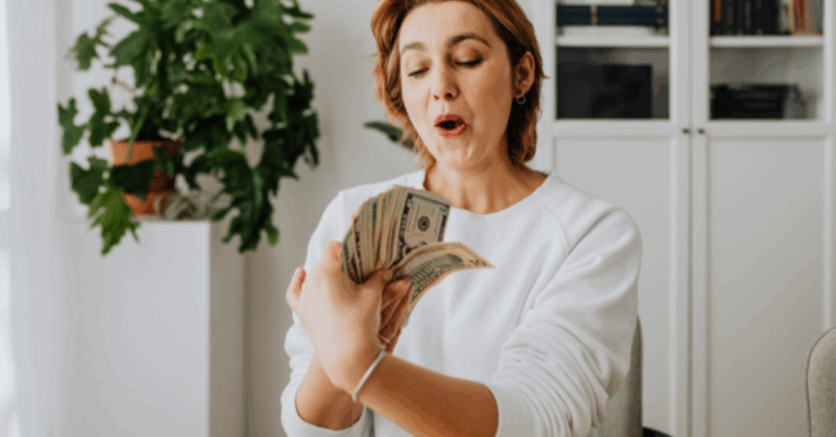 Understanding the Role and Benefits of a Money Lender in Singapore